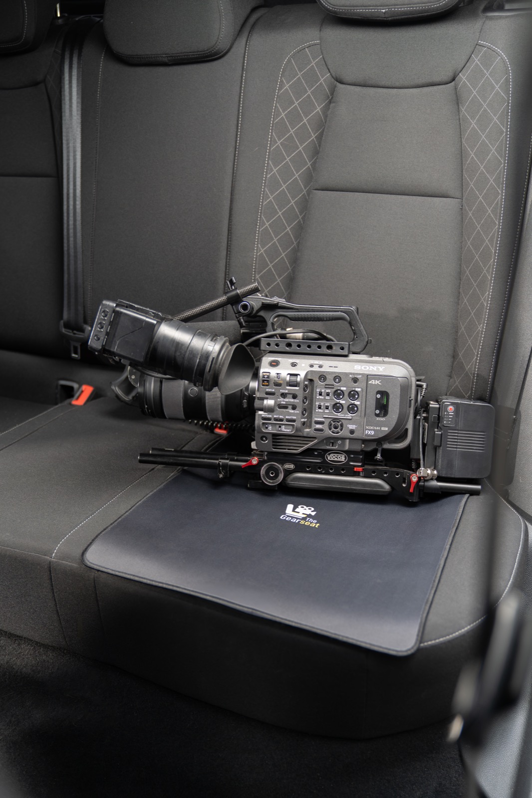 Camera package on the Protection Pad on a rear seat
