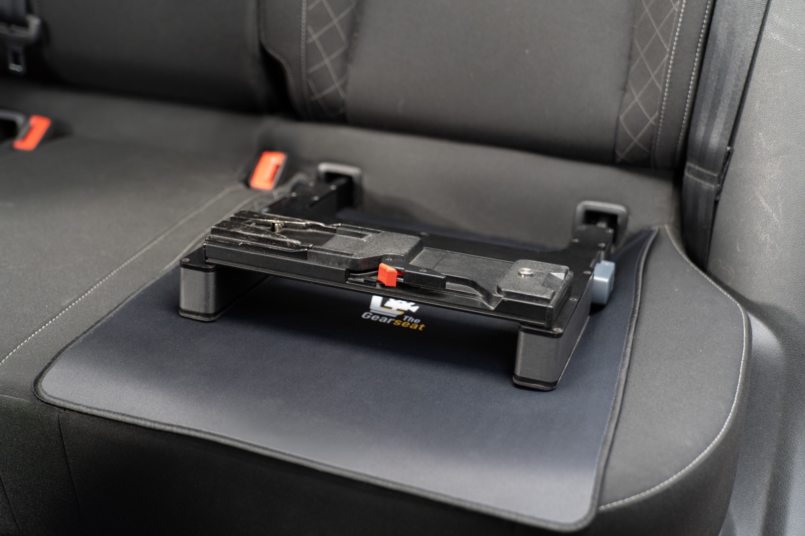 The Gearseat with a VCT-14 plate mounted above the Protection Pad